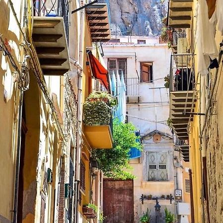 Casa Vacanze Mimi تْشيفالو المظهر الخارجي الصورة