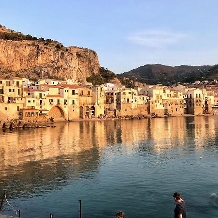 Casa Vacanze Mimi تْشيفالو المظهر الخارجي الصورة