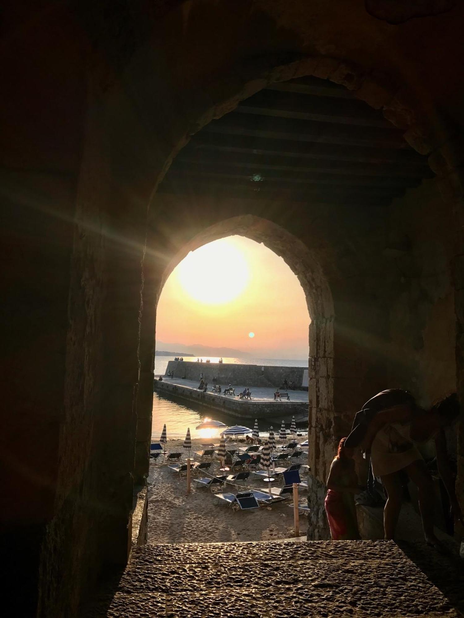 Casa Vacanze Mimi تْشيفالو المظهر الخارجي الصورة