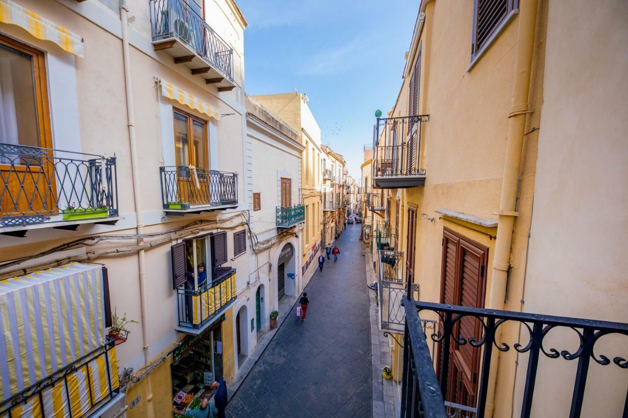 Casa Vacanze Mimi تْشيفالو المظهر الخارجي الصورة